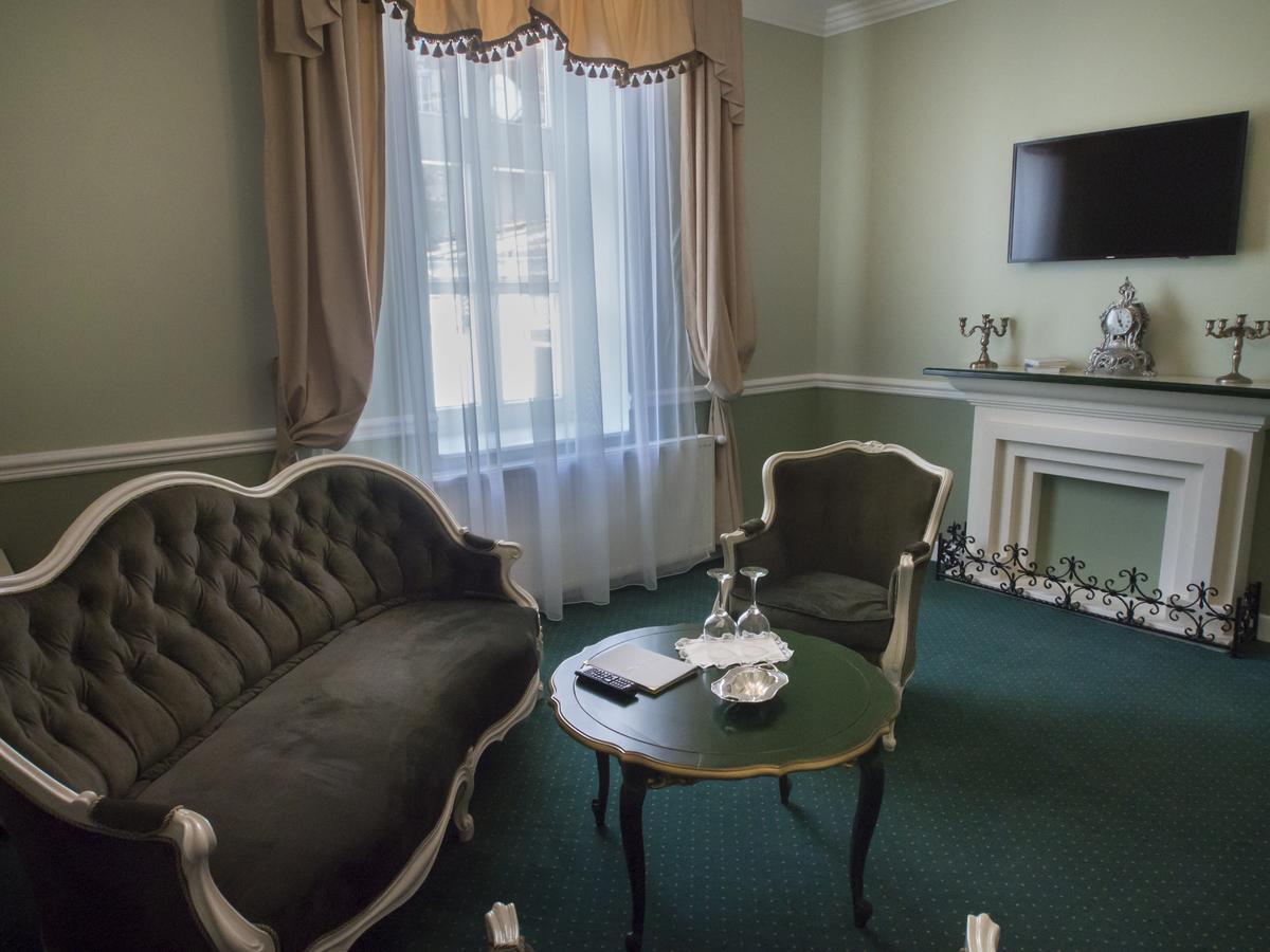 Maison Elysee Сибиу Екстериор снимка