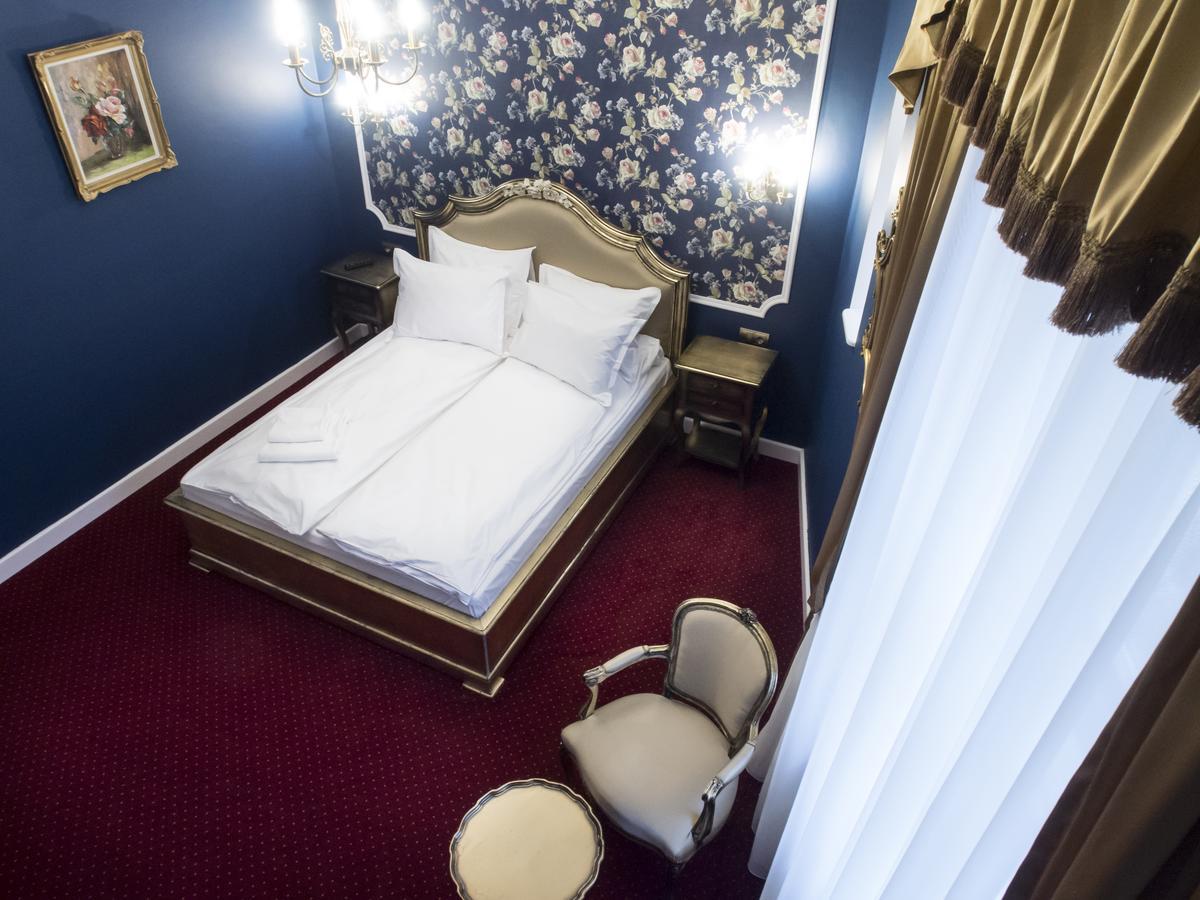 Maison Elysee Сибиу Екстериор снимка