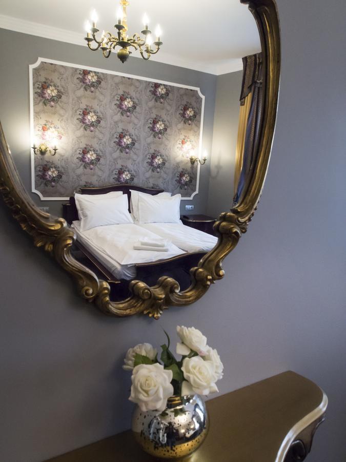 Maison Elysee Сибиу Екстериор снимка